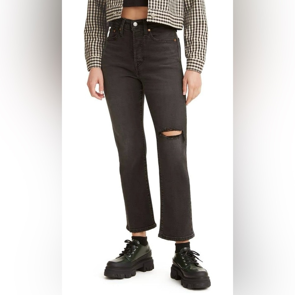 NWT Levi Women Wedgie Straight Jeans